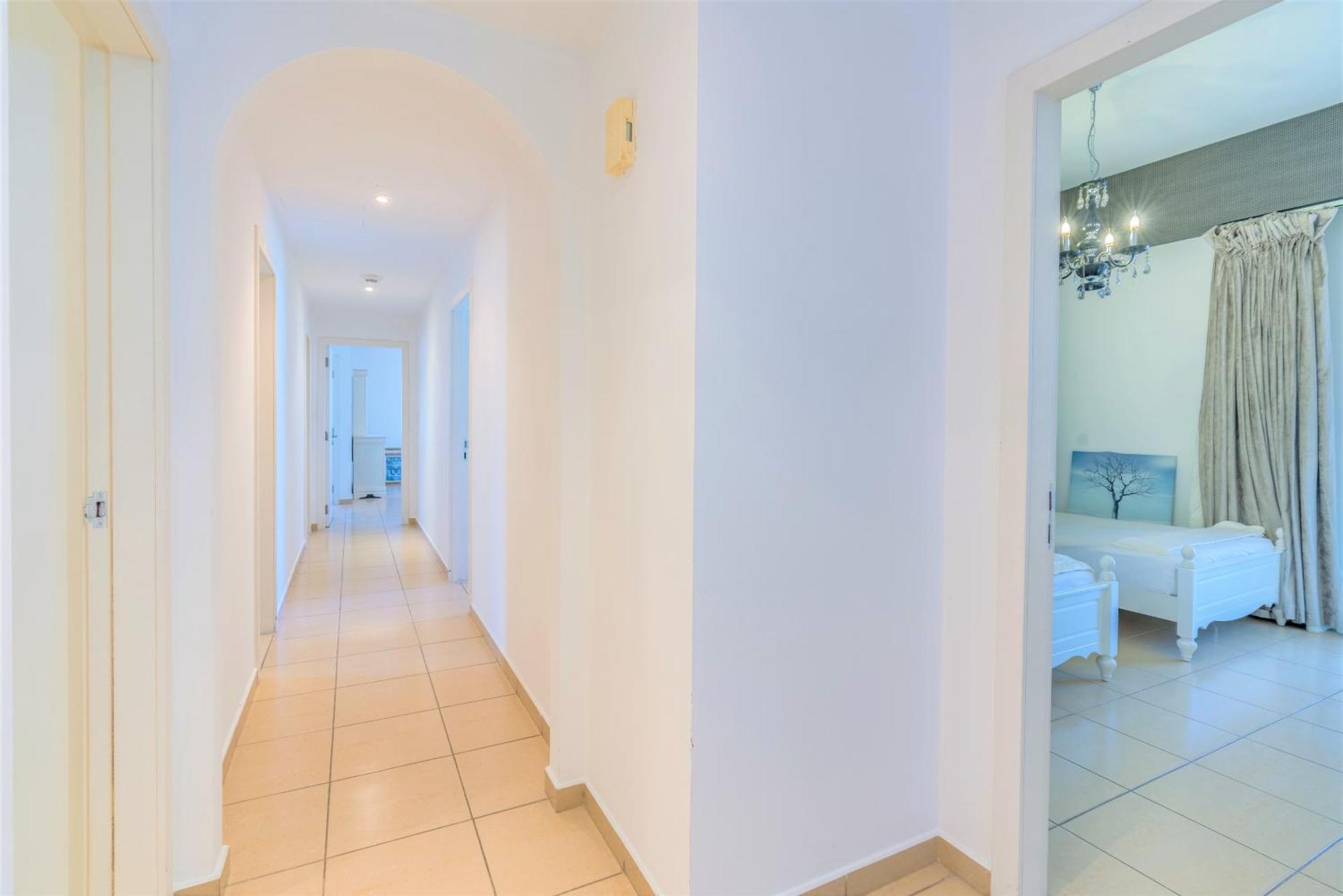 Stunning Front Eye View Jbr Appartement